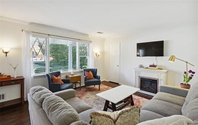 Foto del edificio - 2274 Burch Cir NE