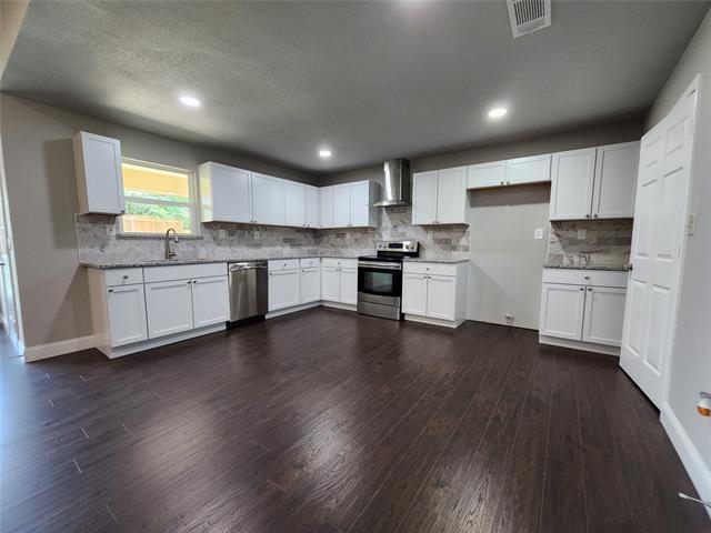 Foto del edificio - 2408 Norwich Ct
