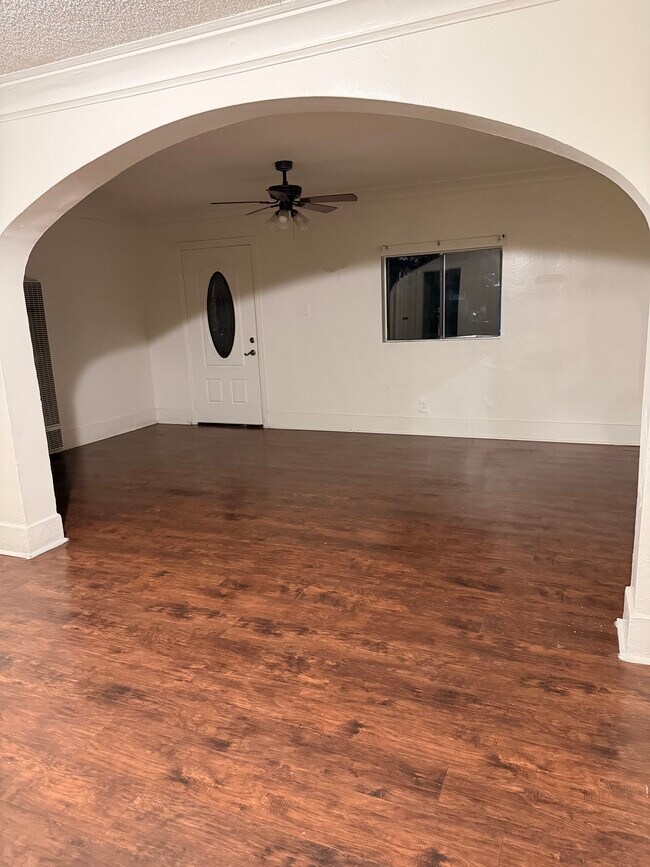 Foto del edificio - 632 W 78th St