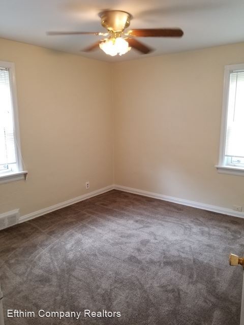 Foto del edificio - 3 br, 1.5 bath House - 6845 Roberts Ave.