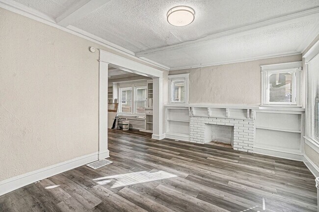 Foto del edificio - 4119 Montgall Ave