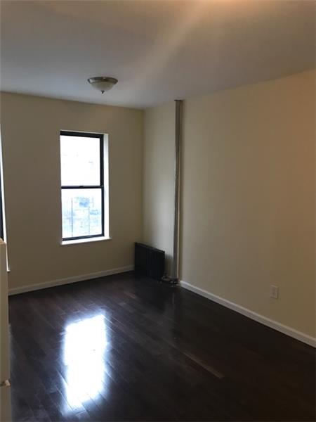 Primary Photo - 2600 Bainbridge Ave