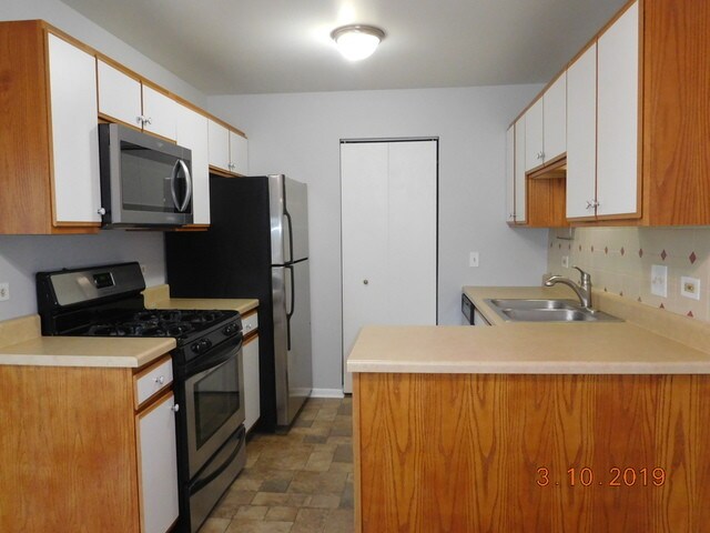 Foto del edificio - 682 Greenfield Ct