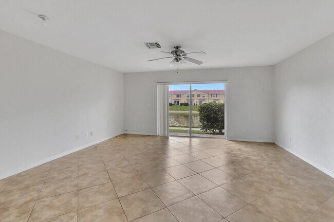 Building Photo - 22201 Majestic Woods Way