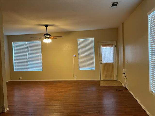 Building Photo - 2637 Van Buren Dr