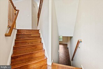 Building Photo - 5304 Waldo Dr