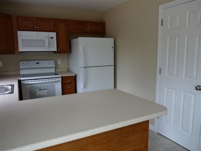 Foto del edificio - 98 Eagle Ridge Rd