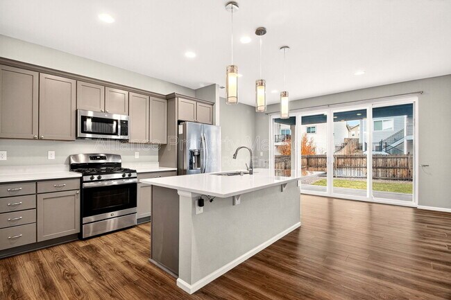 Building Photo - 7108 Passing Sky Dr