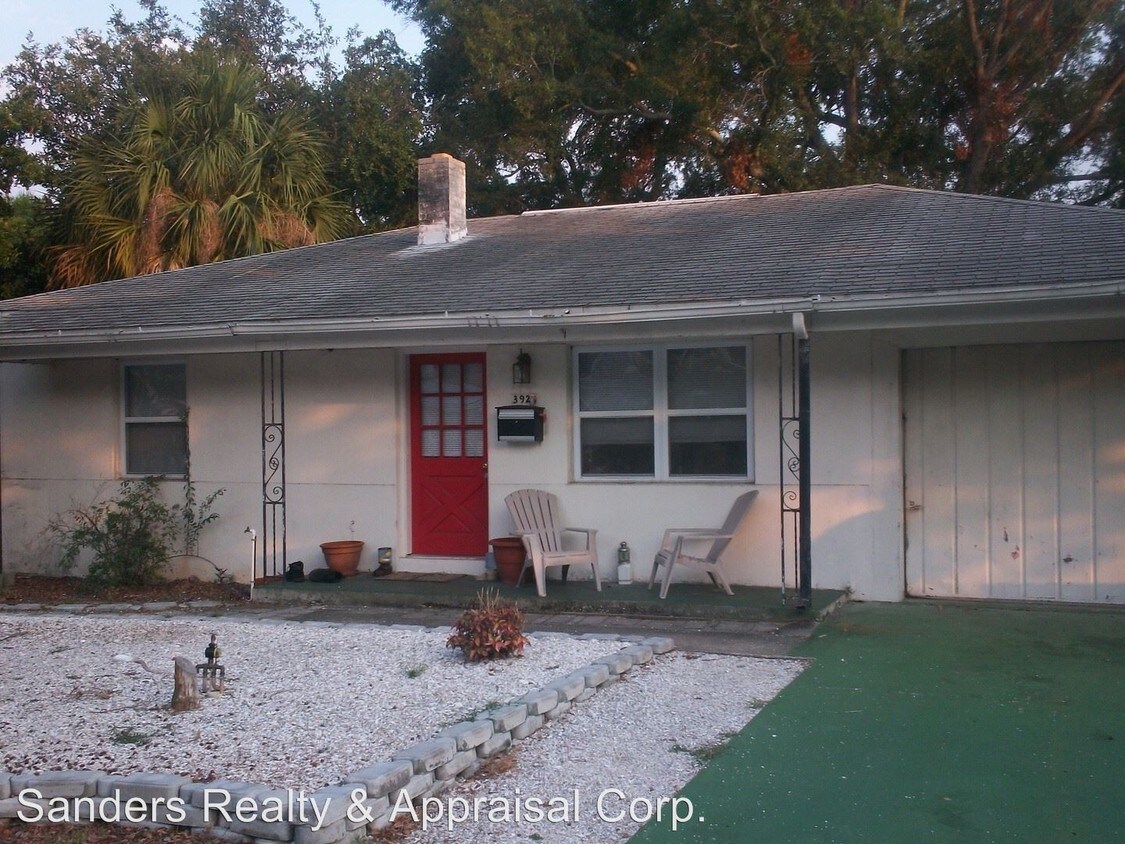 Primary Photo - 3926 W Bay Court Ave
