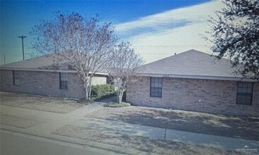 Building Photo - 1 Dora Jeanne Dr