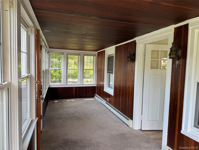 Building Photo - 28 Sound Beach Ave
