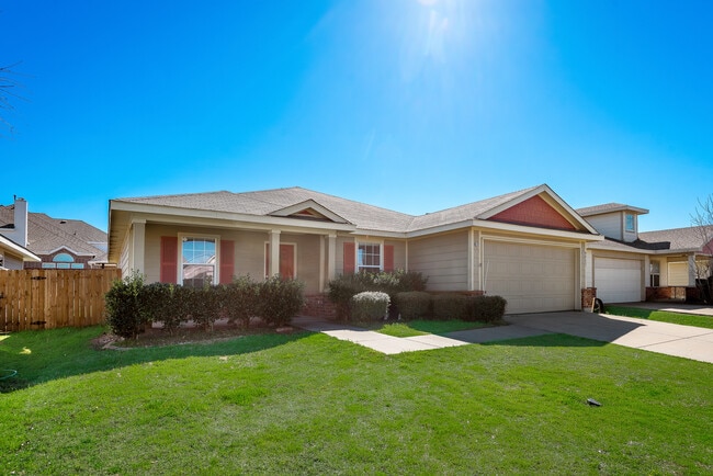 Building Photo - 9917 George Washington Dr