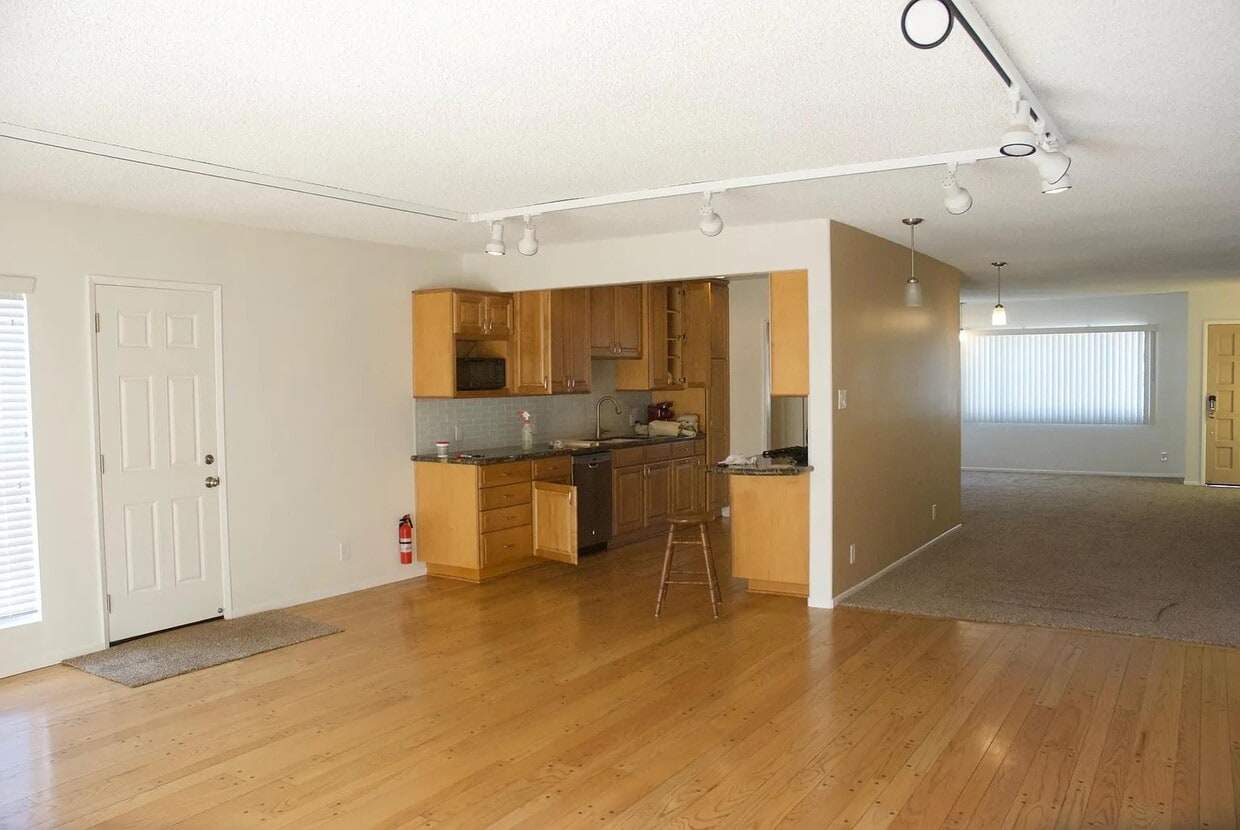 Foto del edificio - 5460 W 77th St