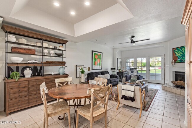 Foto del edificio - 6128 N 28th St