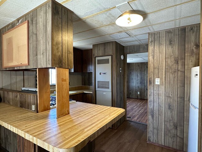 Foto del edificio - 1 Bedroom 1 Bathroom Mobile Home Duplex in...