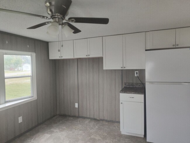 Building Photo - 1771 Hodgenville Rd