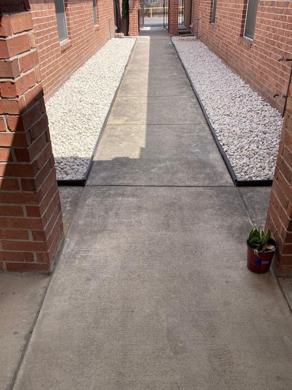 Building Photo - 720 S Logan Dr