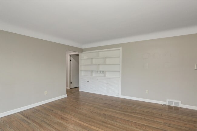 Building Photo - 22826 Frederick Ave