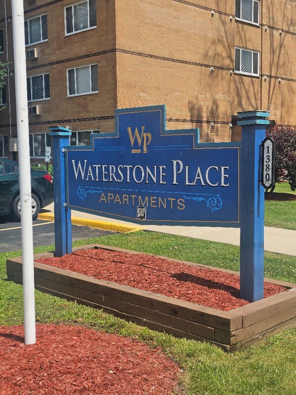 Foto del edificio - 1380 Arbor Ave SE