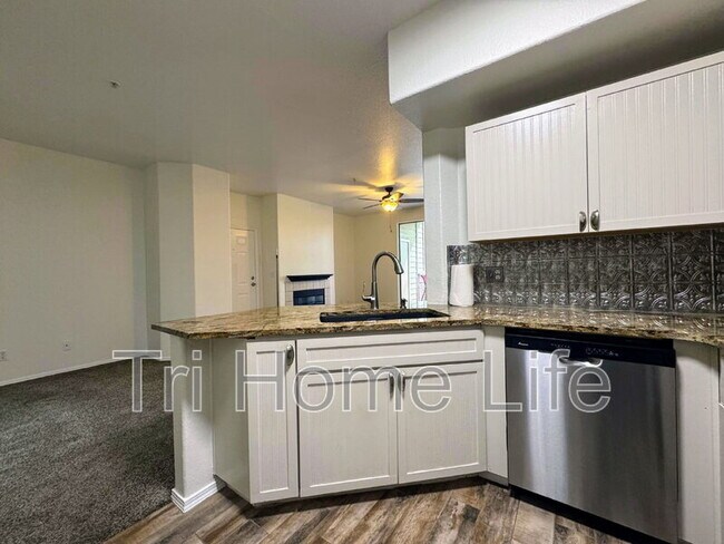 Foto del edificio - 1631 W Canal Cir