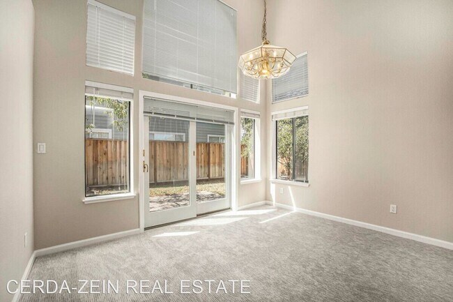 Foto del edificio - 4 br, 2.5 bath House - 39 Ross Road