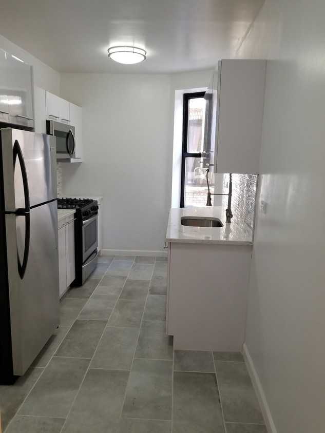 Primary Photo - 2212 Ditmas Ave