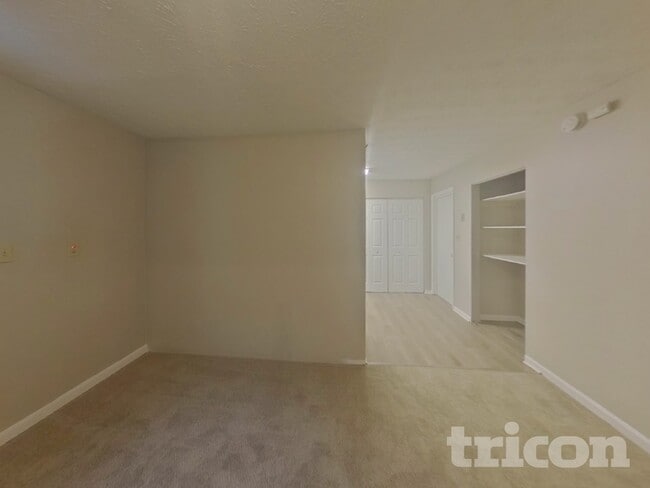 Foto del edificio - 5942 Dan Dr