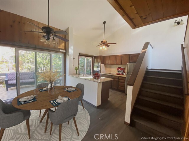 Building Photo - 27721 Peninsula Dr