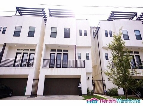 Foto principal - 1305 Live Oak St