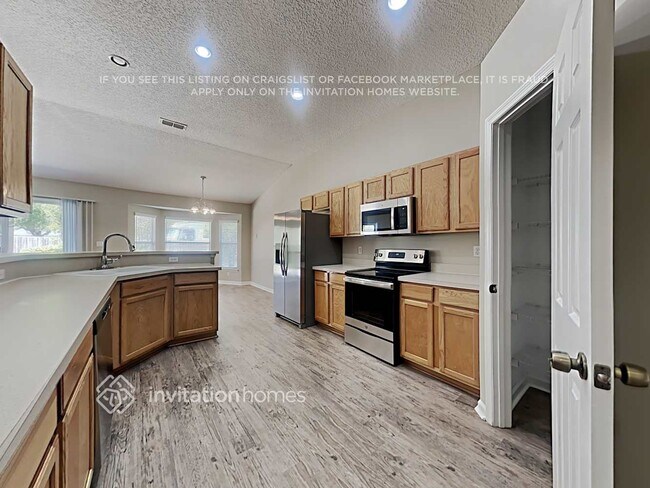 Foto del edificio - 8627 Stanmoor Ct