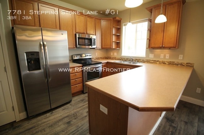 Building Photo - 7781 Stepping Stone Ln