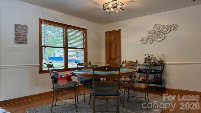 Foto del edificio - 16318 Stinson Cove Rd