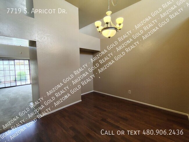 Building Photo - 7719 S Apricot Dr