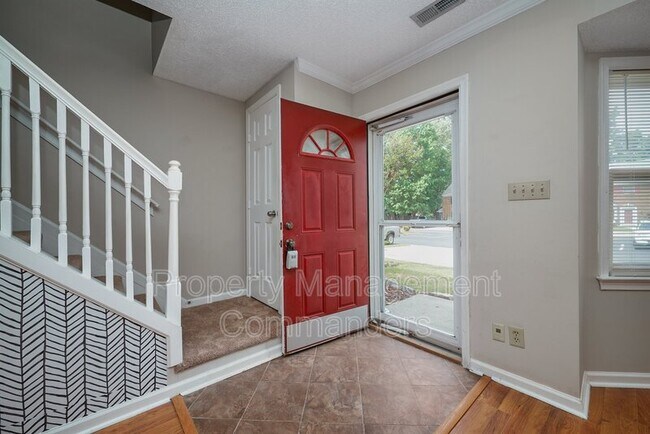 Building Photo - 117 Kingsbridge Ln
