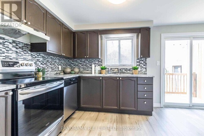Photo du bâtiment - 159 Northview Heights Dr