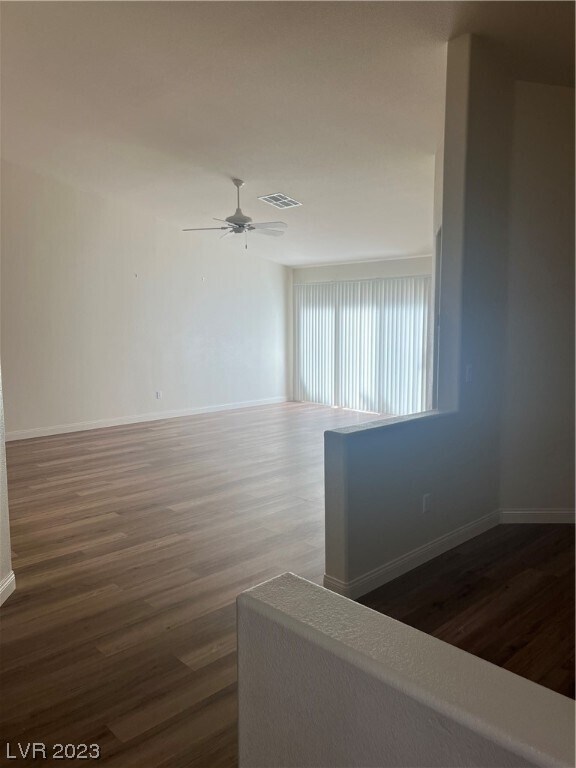 Foto del edificio - 825 Majestic Oak St