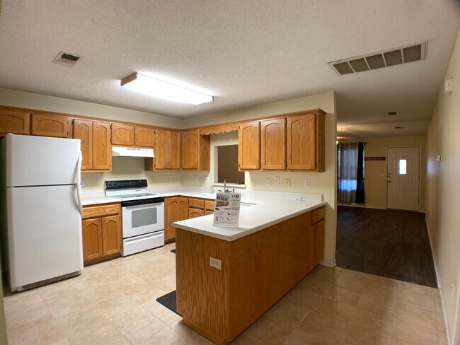 Foto del edificio - Great Location between Gruene & Downtown N...