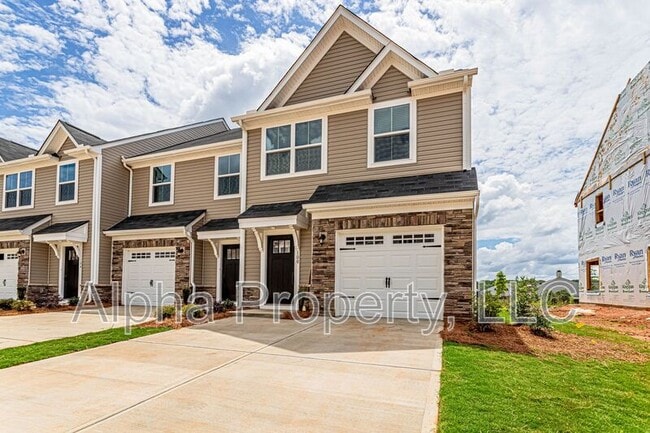 Photo - 127 Roseridge Dr House
