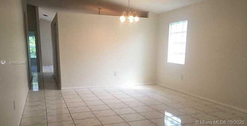 Foto del edificio - 20361 SW 1st St