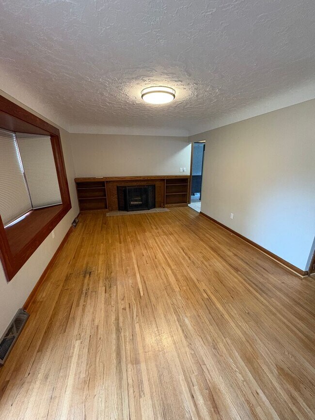 Foto del edificio - 3 Bedroom 2 Bathroom Single Family home