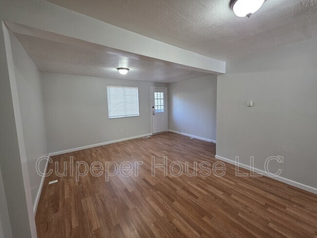 Building Photo - 5970 Black Oak Dr
