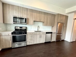 Building Photo - 3120 Smith St