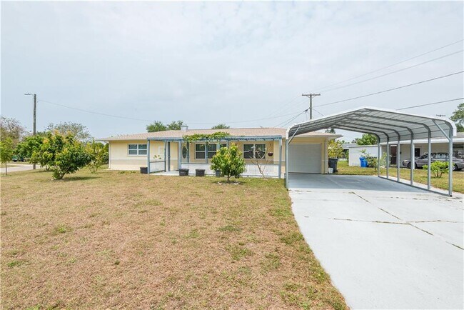 Building Photo - 301 Francis Dr