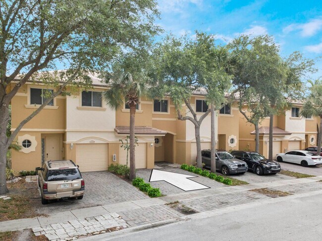 Foto del edificio - Coventry Townhomes