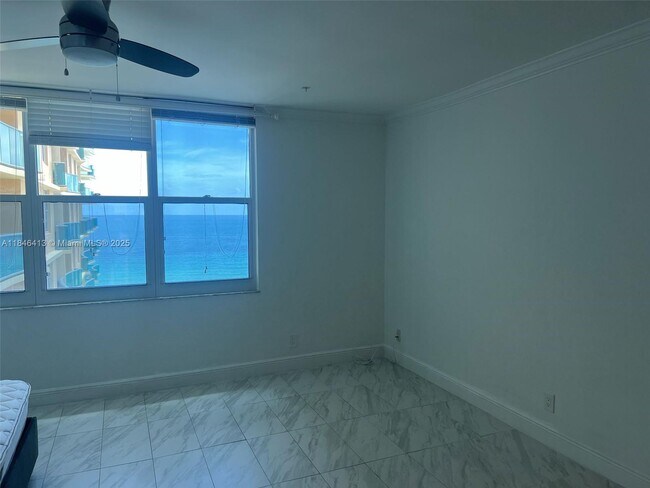 Foto del edificio - 2501 S Ocean Dr