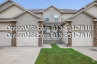 Building Photo - 10555 Clubhouse Dr