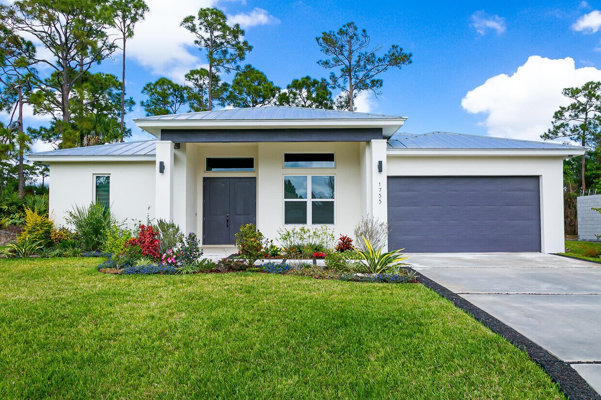 Foto principal - 1755 SW Bellevue Ave