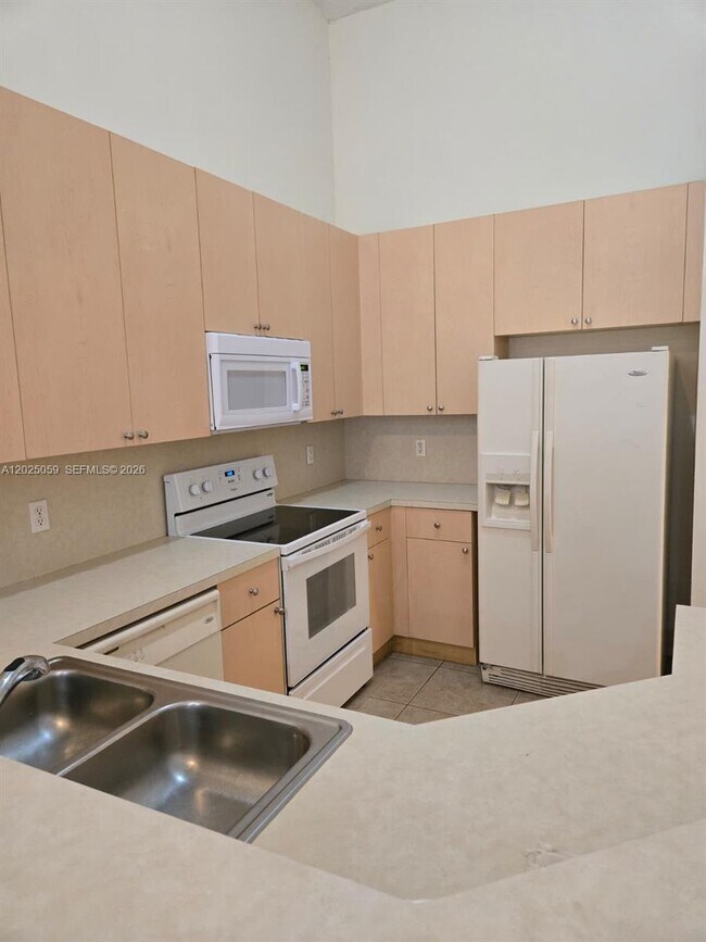 Foto del edificio - 1158 NE 32nd Ave