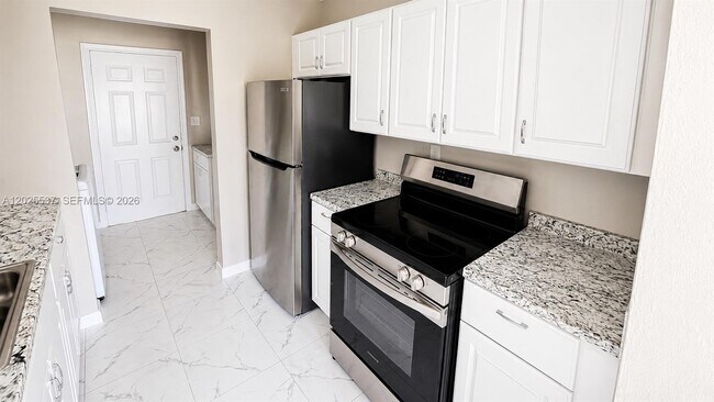 Foto del edificio - 2954 NW 192nd Terrace