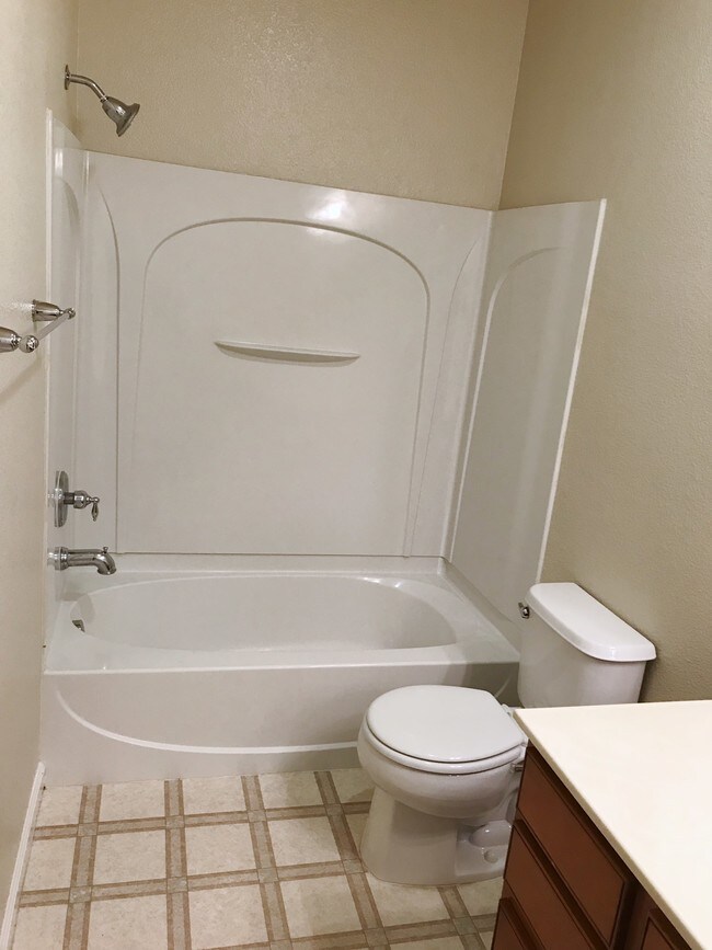 Foto del edificio - 1030 Sierra View Cir